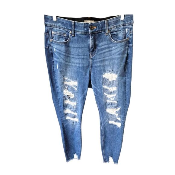 TORRID Bombshell Skinny distructed Plus Size Skinny Jeans SIZE 18 Short Length. - Picture 2 of 16